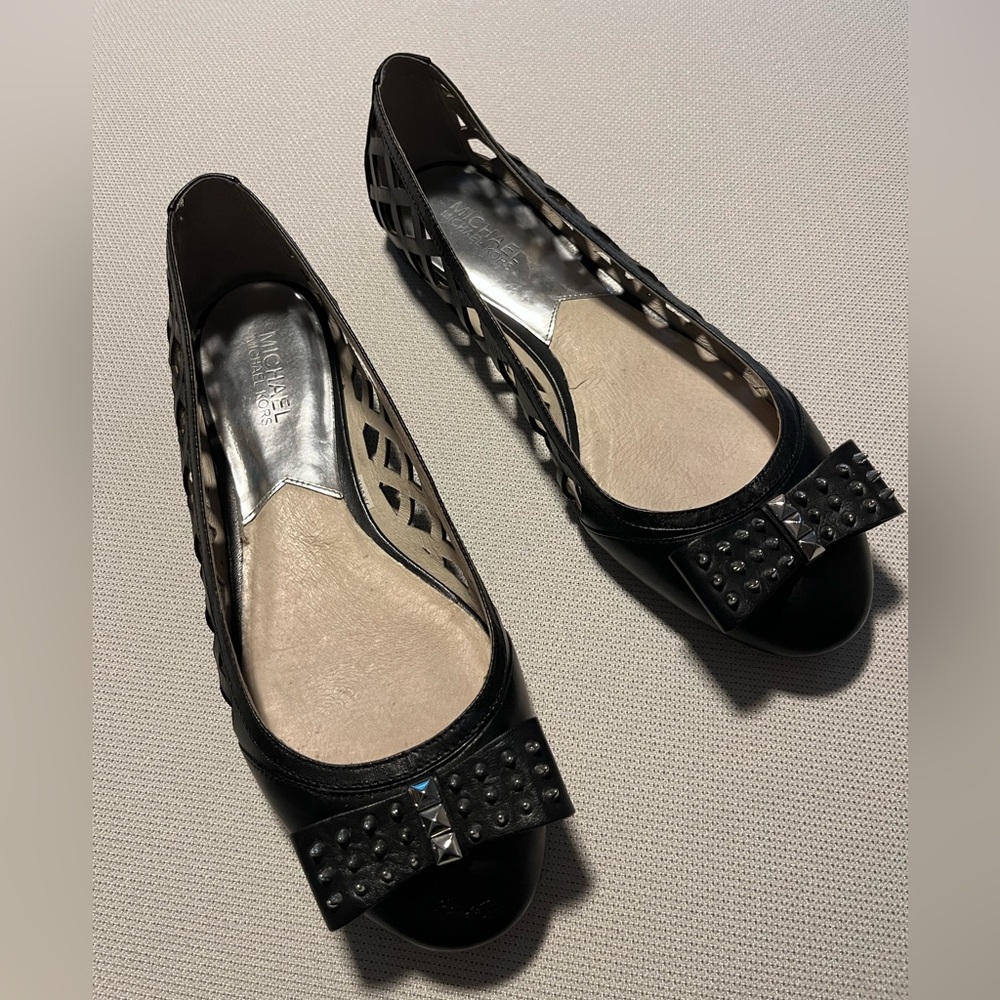 Michael Kors leather flats